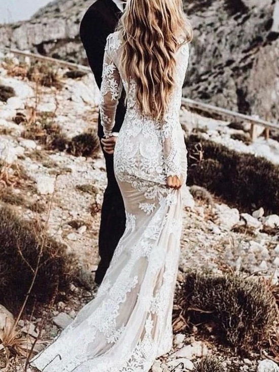 Demetrios Dresses & Skirts - Elegant Demetrios mermaid wedding dress